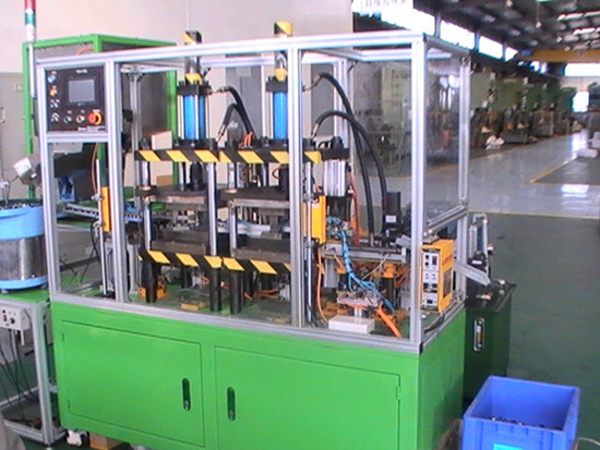 頂側(cè)封機(jī)